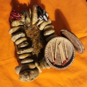 ROCK STASH-TRAY